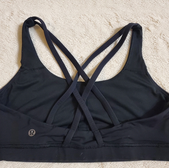 Lululemon Energy Bra Size 8? Black - Picture 4 of 7